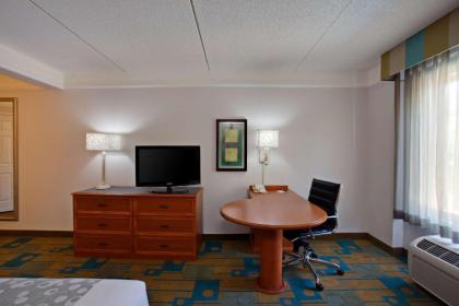 La Quinta by Wyndham Winston-Salem - image 7