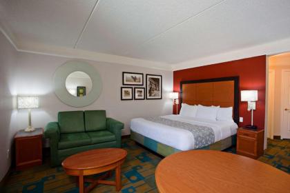 La Quinta by Wyndham Winston-Salem - image 8