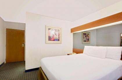 Microtel Inn by Wyndham Winston-Salem - image 11