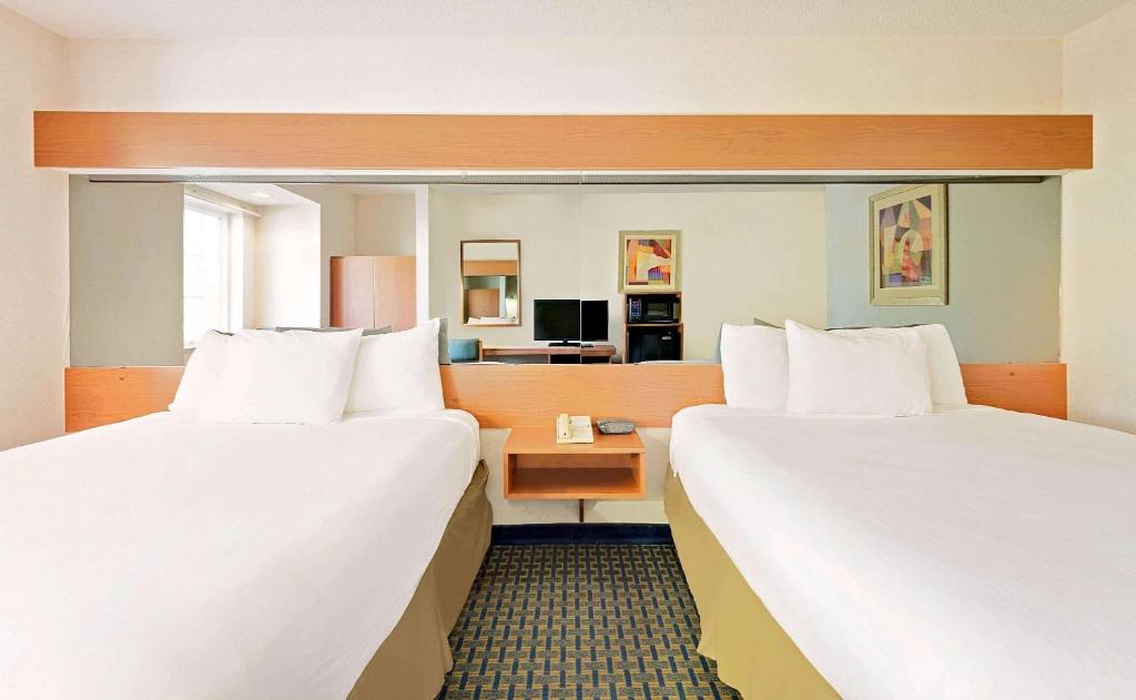 Microtel Inn by Wyndham Winston-Salem - image 3