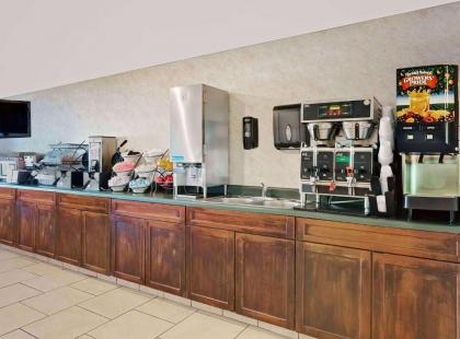 Microtel Inn by Wyndham Winston-Salem - image 7