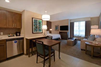 Homewood Suites By Hilton Orlando Flamingo Crossings Fl - image 2