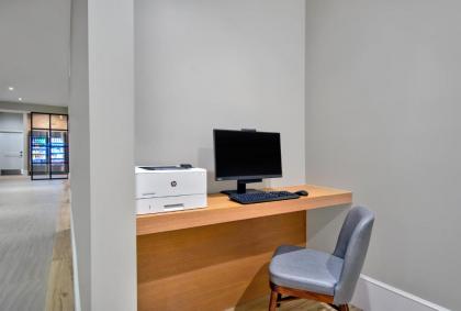 Residence Inn by Marriott Orlando at FLAMINGO CROSSINGS Town Center - image 2
