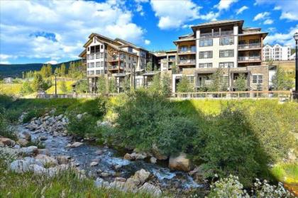 Resort Base Village Ski In Ski Out Luxury Condo #4475 With Huge Hot tub  Great Views   FREE Activities  Equipment Rentals Daily