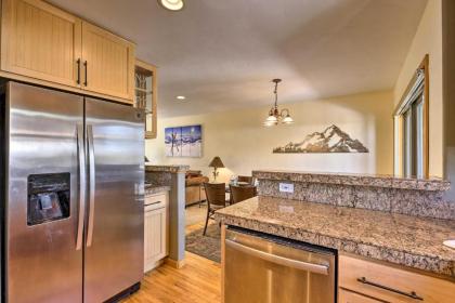 Airy Winter Park Getaway with Private Hot Tub! - image 12