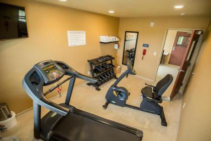 Cobblestone Inn & Suites-Winterset - image 14