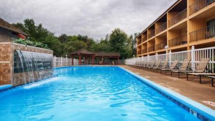 Best Western Ambassador Inn & Suites - image 5