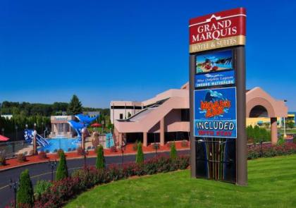 Grand Marquis Waterpark Hotel & Suites Reviews
