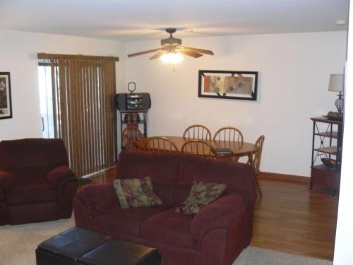 Condominiums_At_Christmas_Mountain_Xmas_Mt_Timbers - image 5