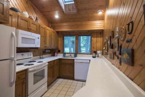 Pine Cottage (VLD00218) - image 2