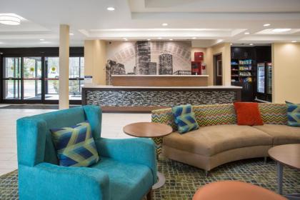Best Western Plus New Englander - image 12