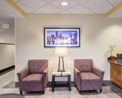 Comfort Inn Woburn - Boston - image 3