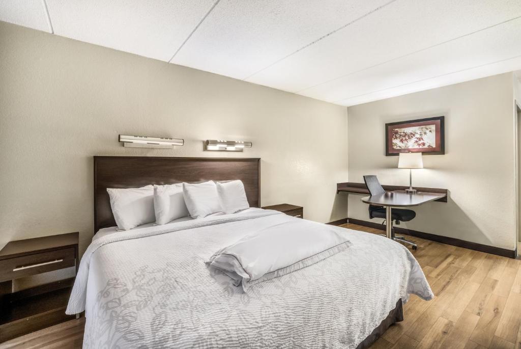Red Roof Inn PLUS+ Boston - Woburn/ Burlington - main image