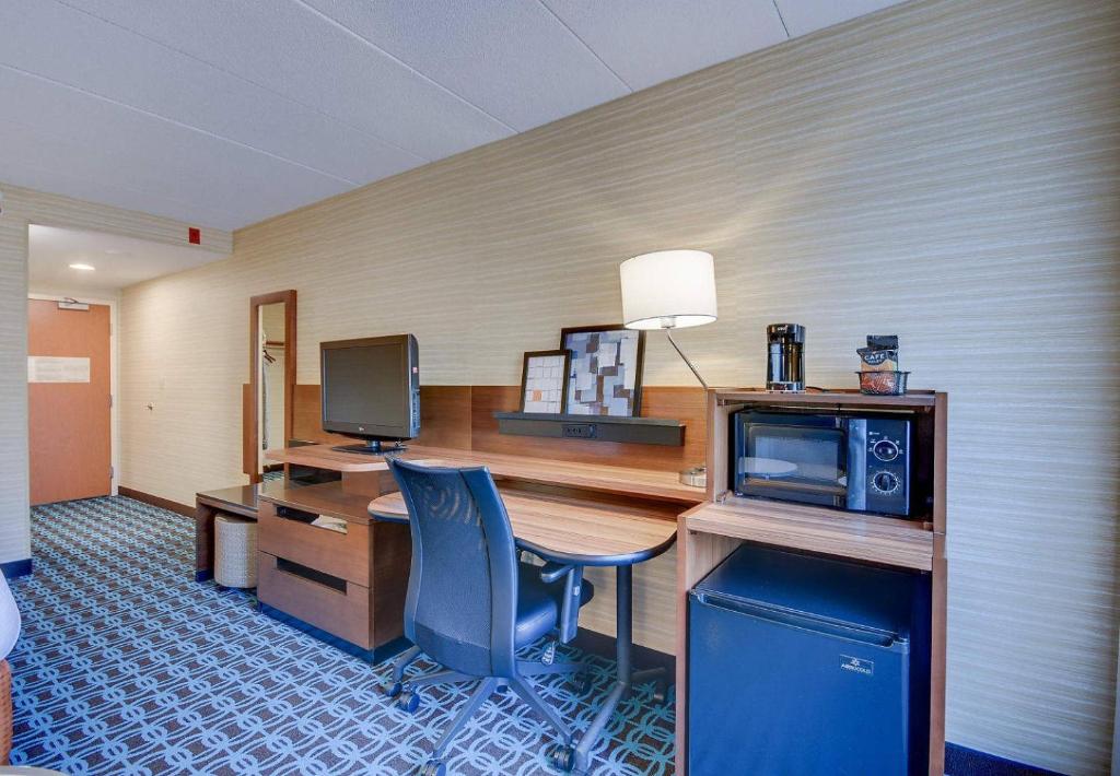 Fairfield Inn Boston Woburn - image 3
