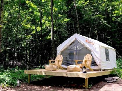 Luxury tents in Wolfeboro New Hampshire