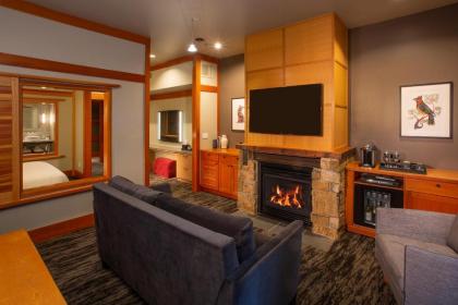 Willows Lodge - image 11