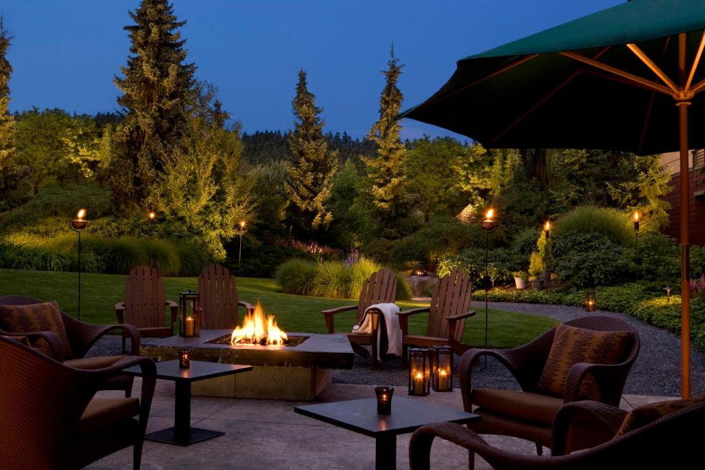 Willows Lodge - image 2