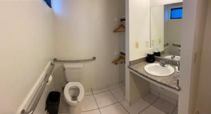Vantage Point Inn - Woodland Hills - image 14