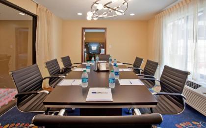 Holiday Inn Express & Suites St Louis Airport an IHG Hotel - image 6
