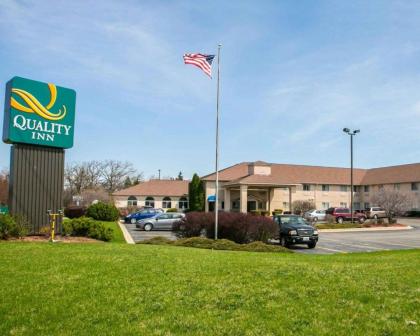 Quality Inn & Suites - image 1
