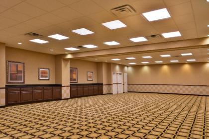 Hampton Inn & Suites Woodward - image 8