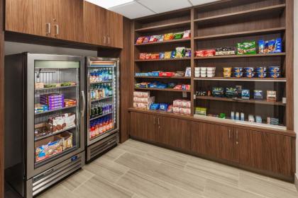 Holiday Inn Express Hotel & Suites Providence-Woonsocket an IHG Hotel - image 7