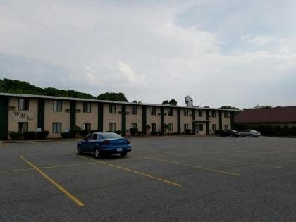 Woonsocket Motor Inn - image 8