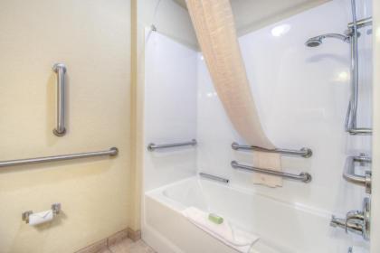 Cobblestone Inn & Suites - Wray - image 5