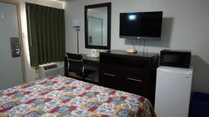 Lodge Inn - image 2