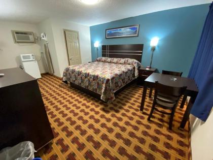 Lodge Inn - image 9
