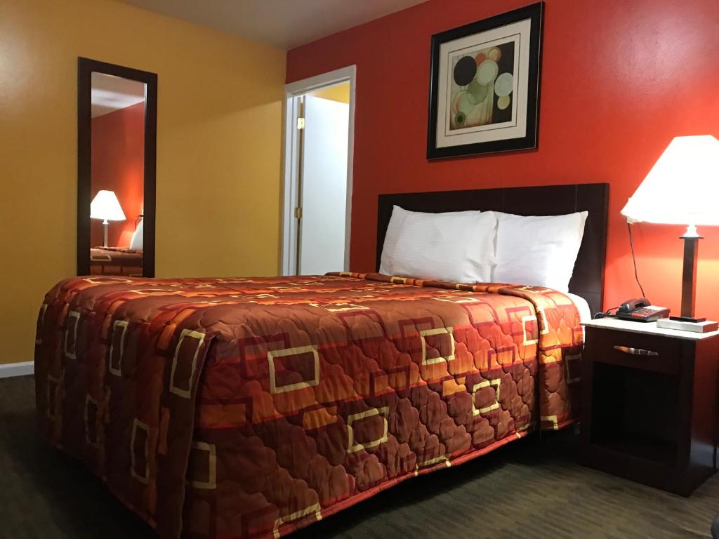 Scottish Inns Wrightstown - image 4
