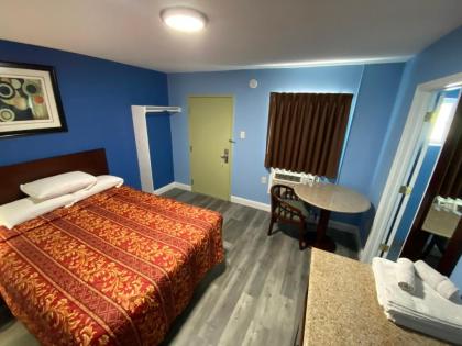 Red Carpet Inn & Suites Wrightstown - image 10