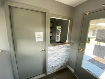 Red Carpet Inn & Suites Wrightstown - image 4