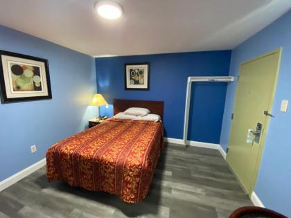 Red Carpet Inn & Suites Wrightstown - image 9