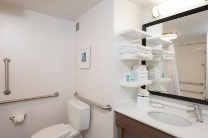 Hampton Inn Grand Rapids-South - image 12