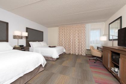 Hampton Inn Grand Rapids-South - image 14