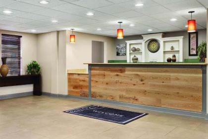 Country Inn & Suites by Radisson Wytheville VA - image 9