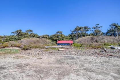 Rustic Retreat - image 4