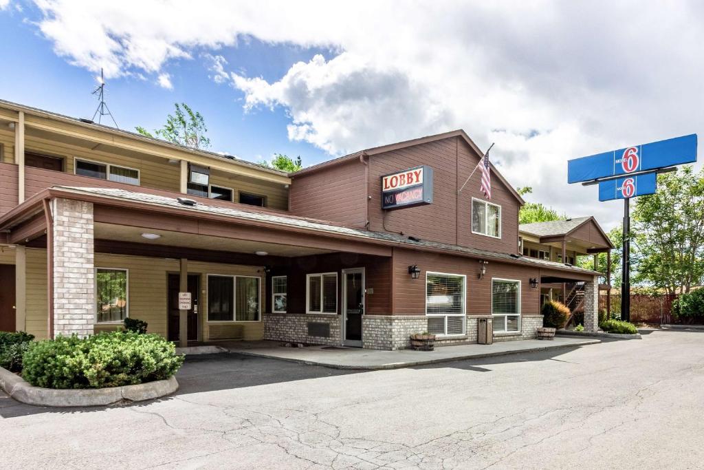 Motel 6-Yakima WA - Downtown - main image