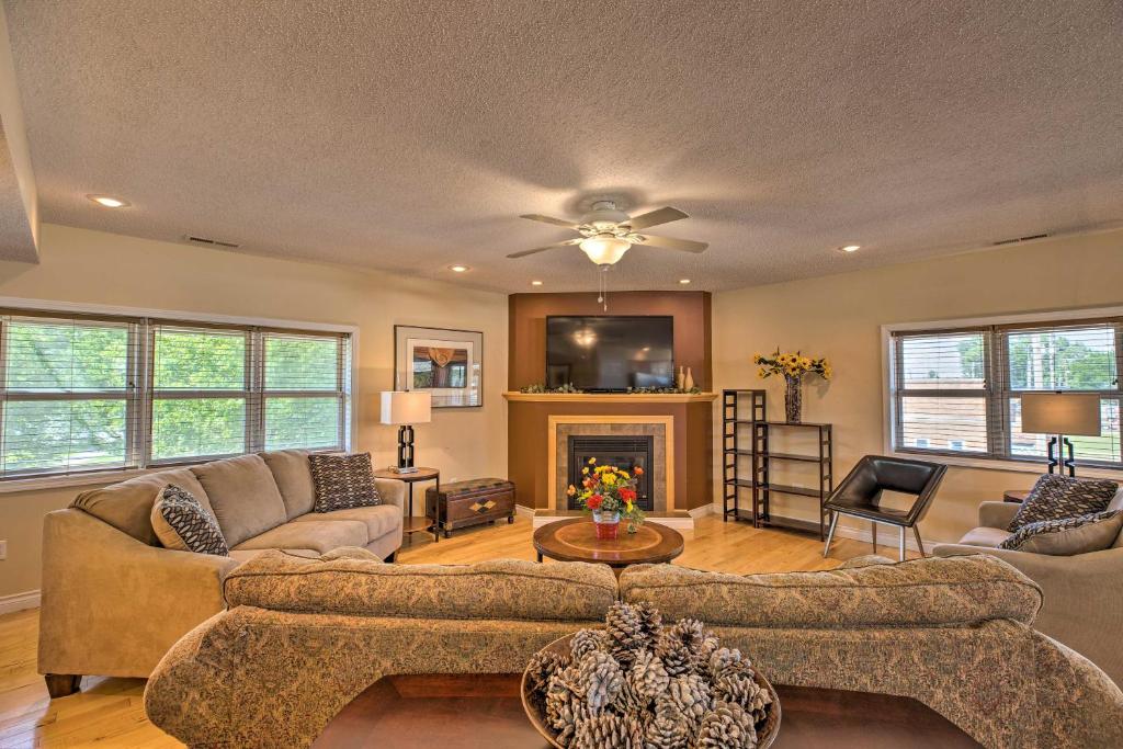 Downtown Yankton Apartment with Patio and River View! - main image
