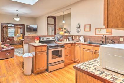 Cozy Yankton Apartment about Walk to Downtown! - image 14