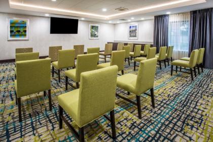 Hampton Inn & Suites Yonkers - Westchester - image 15