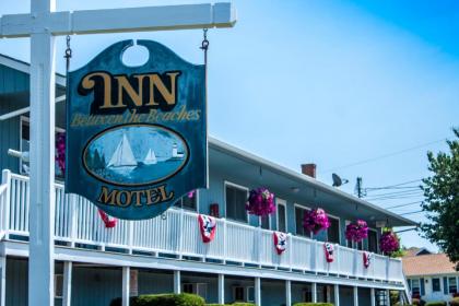 Inn Between the Beaches & Villager - image 11