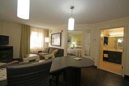 Candlewood Suites Newport News-Yorktown an IHG Hotel - image 11
