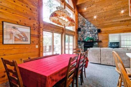 Yosemite's Scenic Wonders - 6BR/4BA Tri-Level Home - image 3