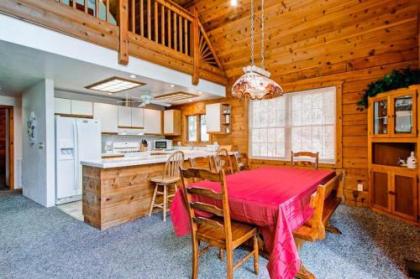 Yosemite's Scenic Wonders - 6BR/4BA Tri-Level Home - image 5