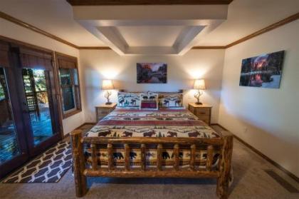 Four Seasons - 3BR/4BA Holiday Home - image 2