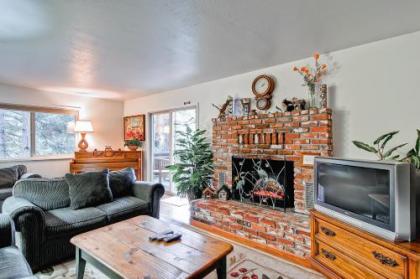 Yosemite's Hawk's Nest - 3BR/2BA Home