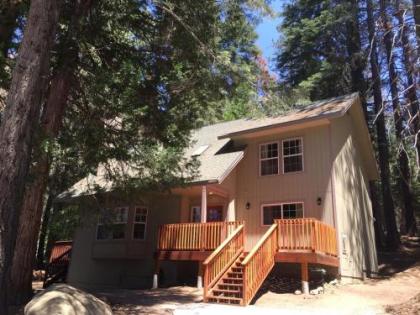 Alder Lodge Yosemite Village California