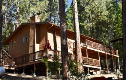 Arrow Lodge - 4BR/2.5BA Home - image 1